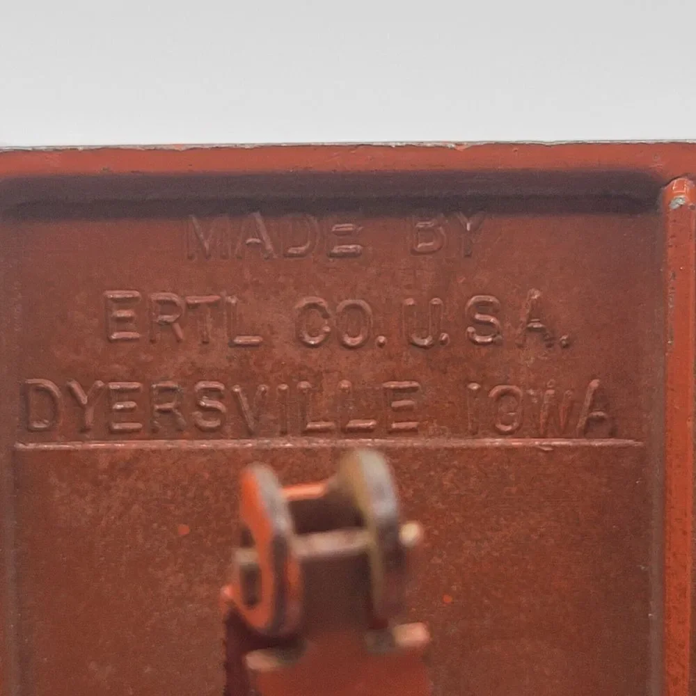 VINTAGE ERTL ALLIS CHALMERS BARGE WAGON PRESSED STEEL 1960'S 1/16 SCALE‎